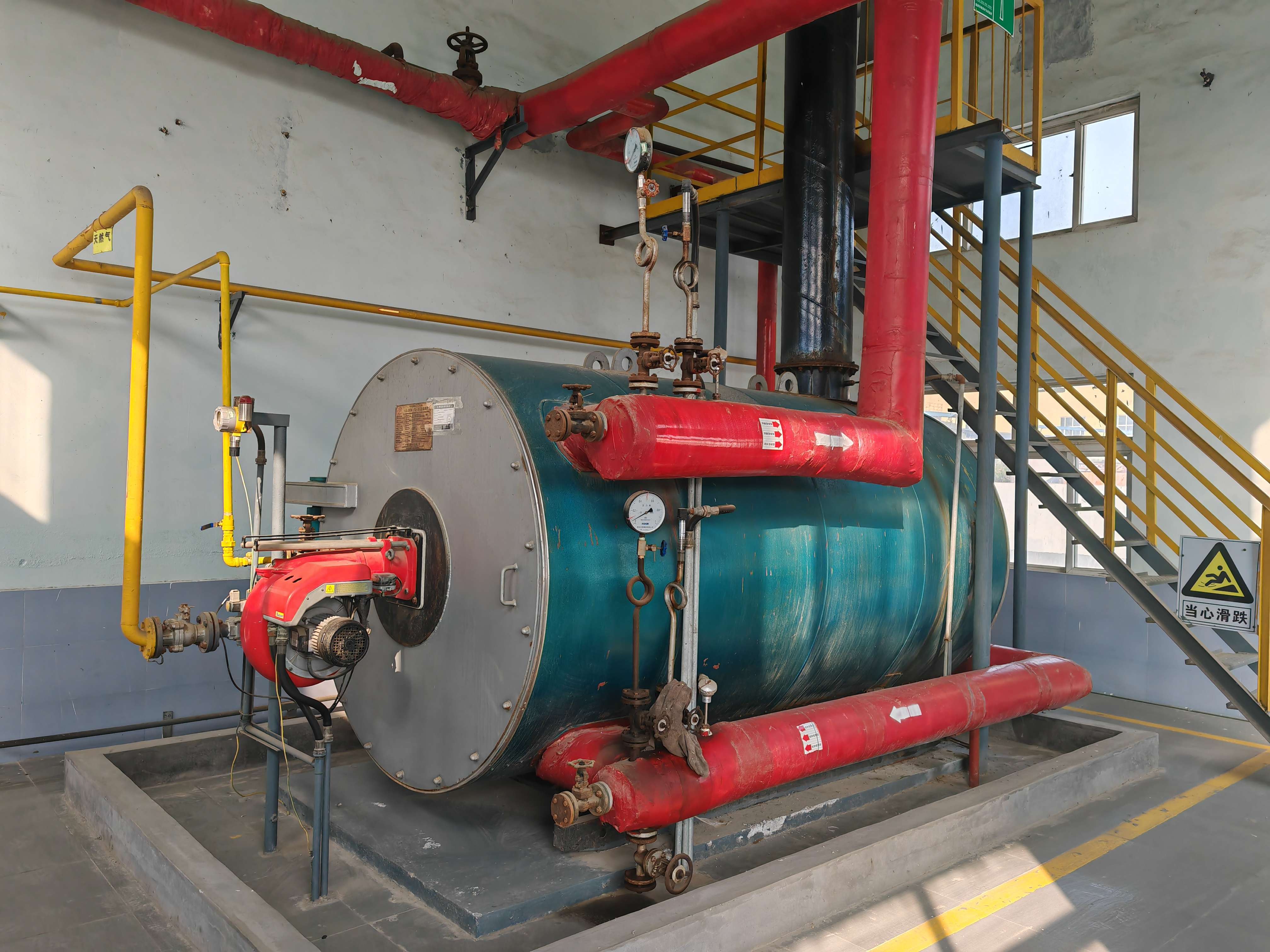 1000KW天然氣導熱油鍋爐