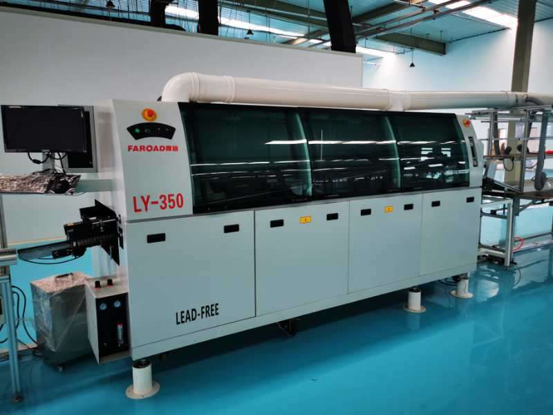 做電路板的一套設備