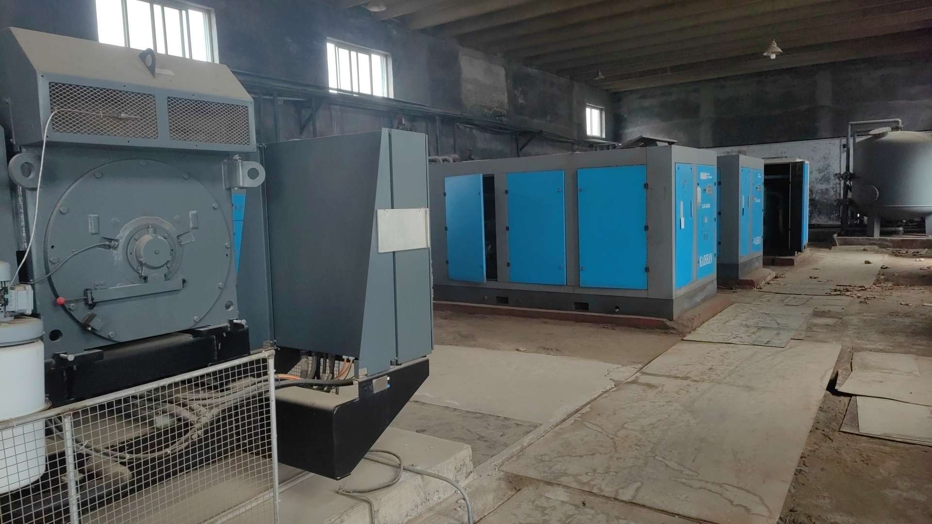 空氣壓縮機，螺桿壓縮機，電機等