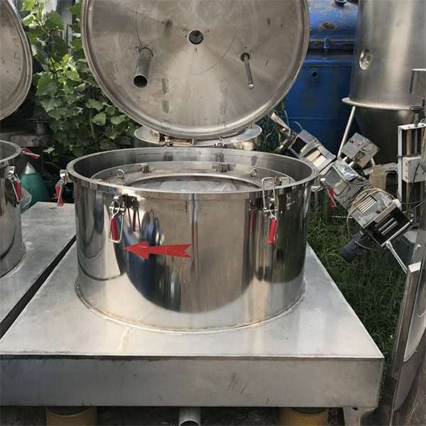 山東地區出售數臺不銹鋼平板離心機